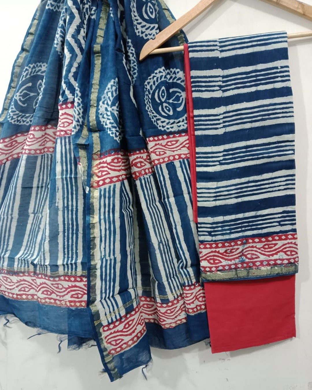Banarasi Dress Material – Chhabra 555