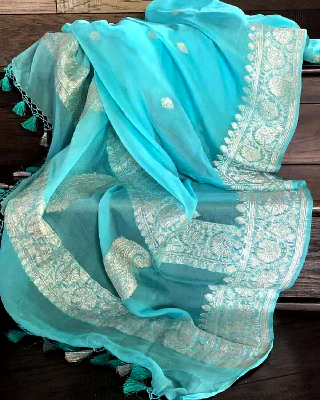 Turquoise khaddi georgette Banarasi saree with meenedar mini flower bo –  Weaver Street